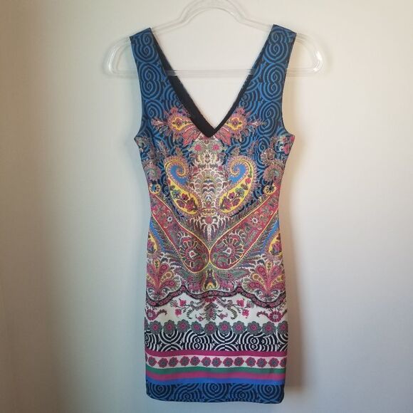 Colorful bebe dress  - Picture 7 of 8